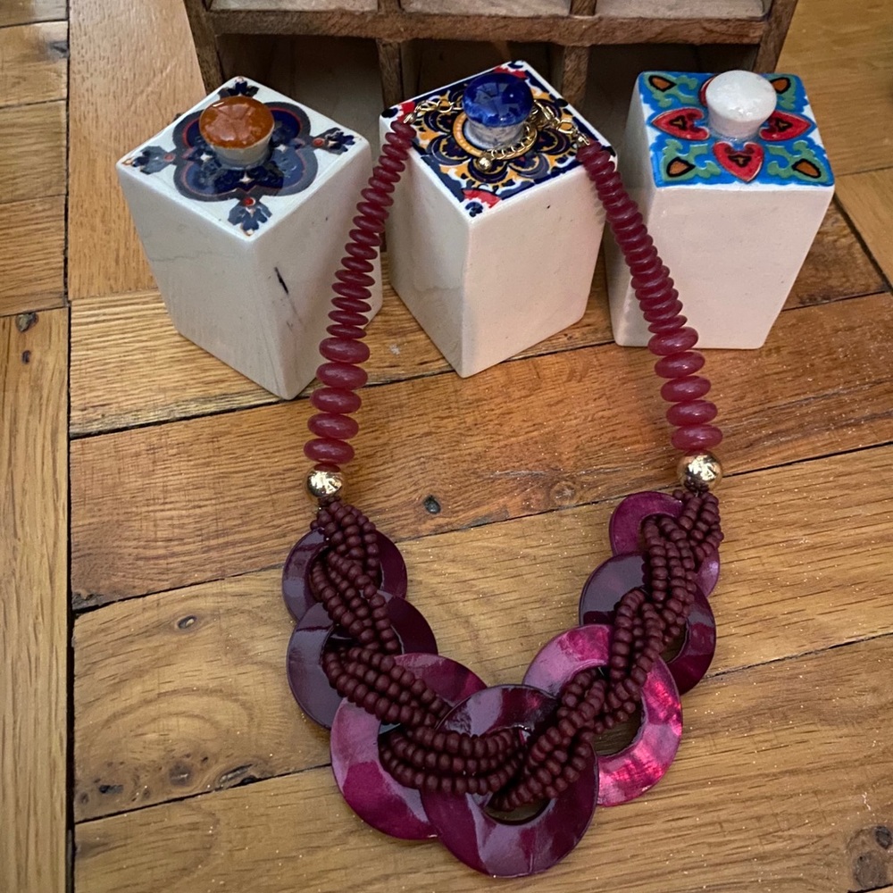 Cute burgundy necklace